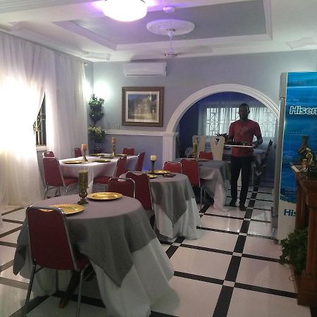 The Winford Boutique Hotel Achimota Taifa ภายนอก รูปภาพ