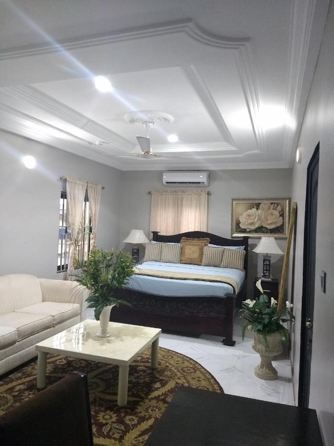 The Winford Boutique Hotel Achimota Taifa ภายนอก รูปภาพ