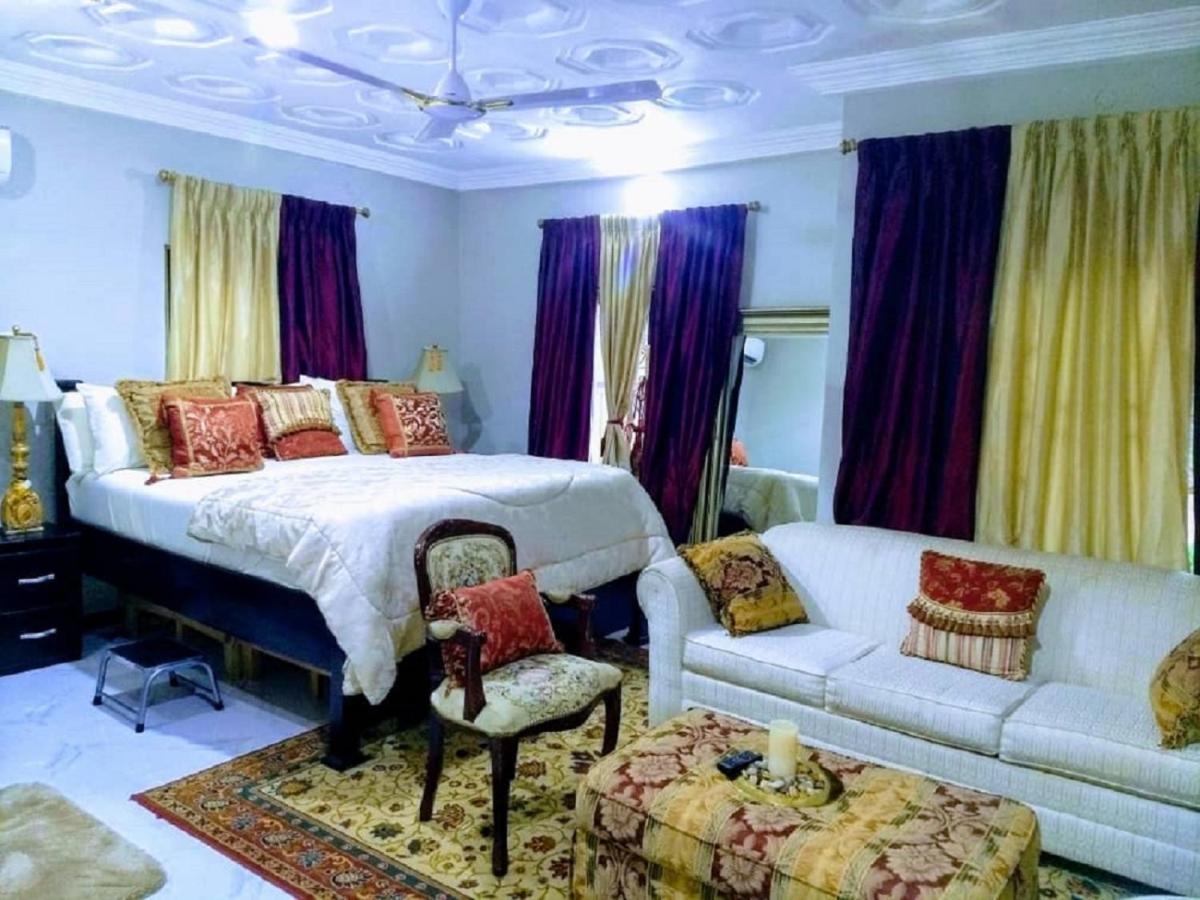 The Winford Boutique Hotel Achimota Taifa ภายนอก รูปภาพ