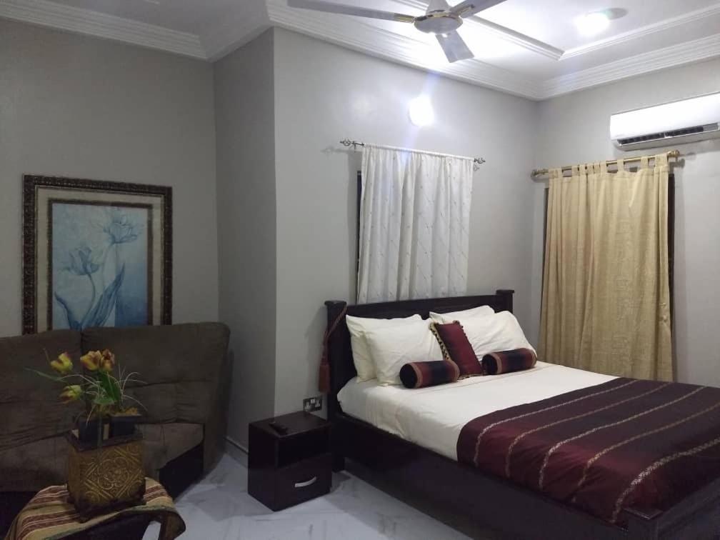 The Winford Boutique Hotel Achimota Taifa ภายนอก รูปภาพ