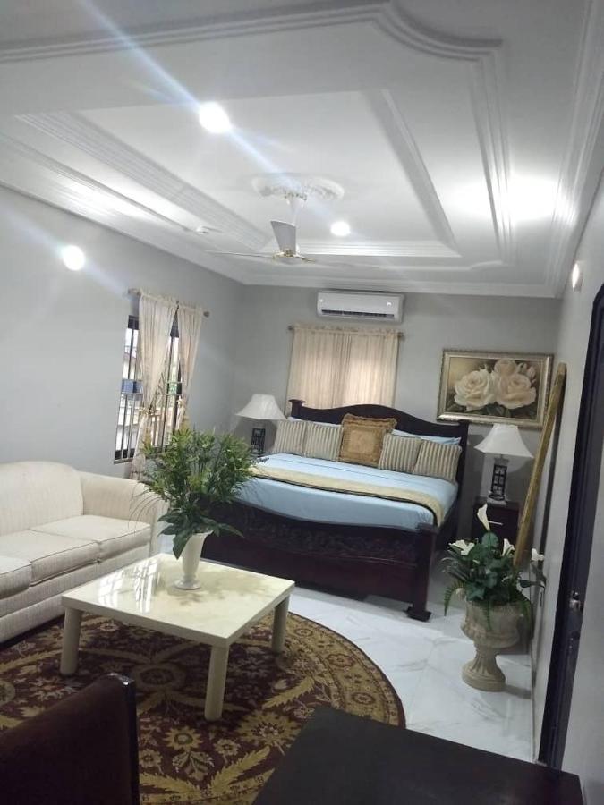 The Winford Boutique Hotel Achimota Taifa ภายนอก รูปภาพ