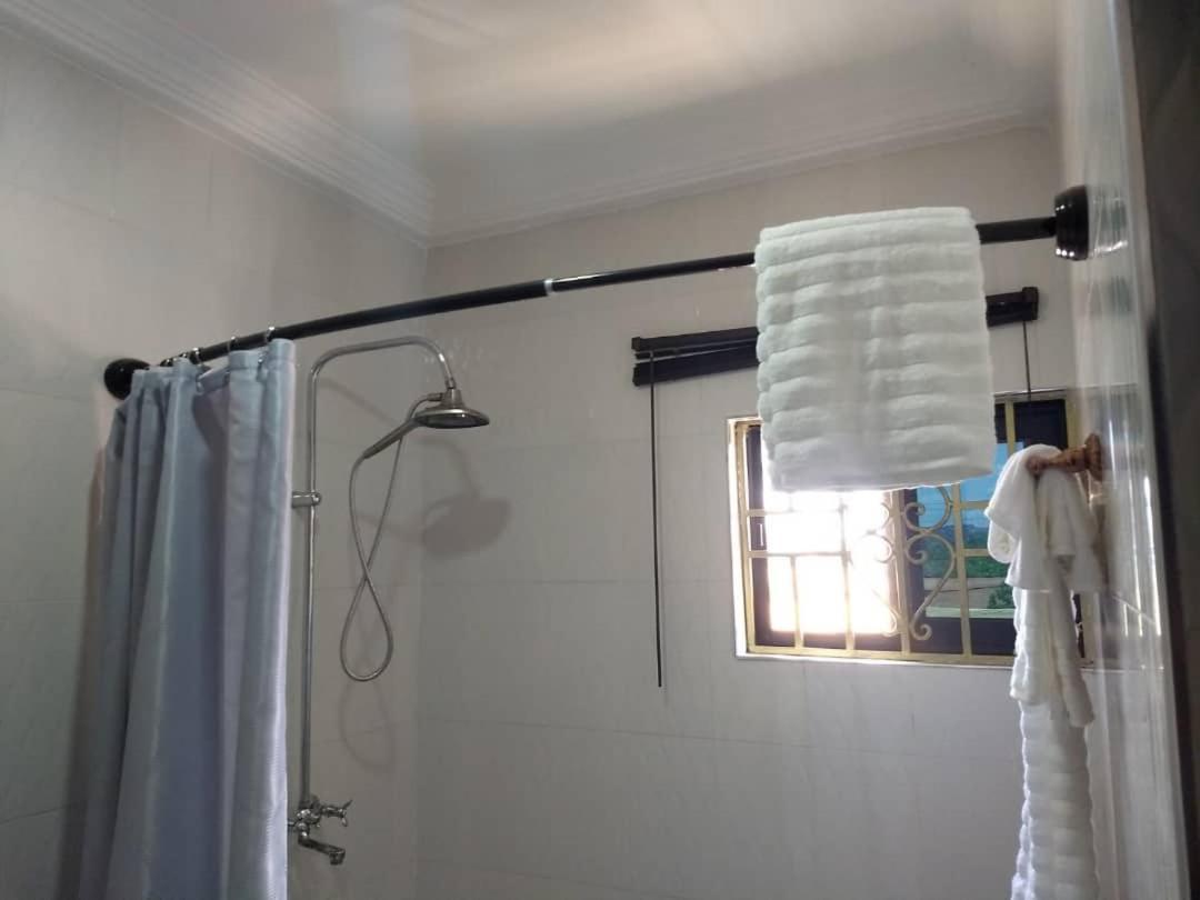 The Winford Boutique Hotel Achimota Taifa ภายนอก รูปภาพ